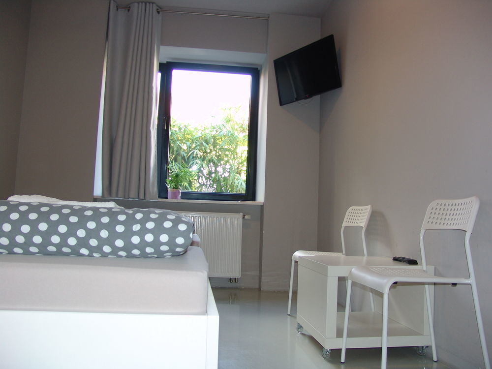 זאגרב Private Rooms At Hostel63 מראה חיצוני תמונה