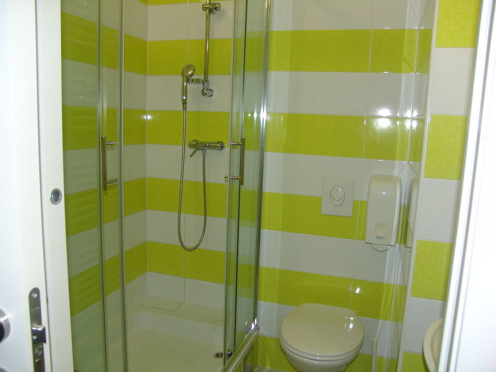 זאגרב Private Rooms At Hostel63 מראה חיצוני תמונה